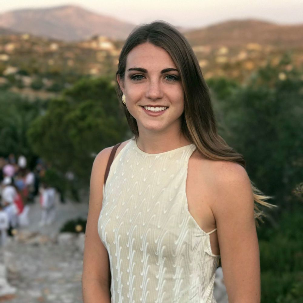 Meet your Posher, Abby